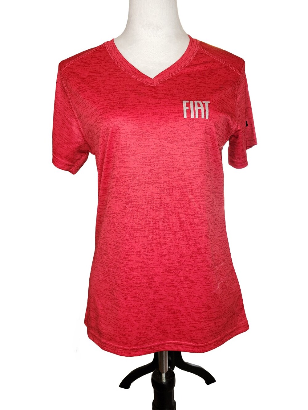 NWOT Fiat Women’s V-Neck Performance Tee Red Heather - Size L